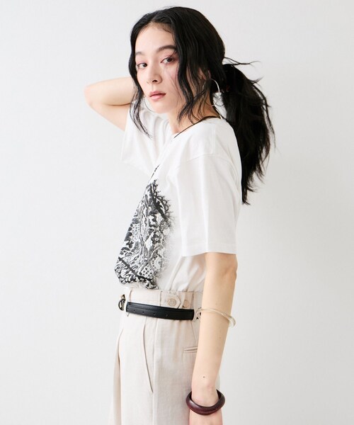 VIS(ビス)の「トロンプルイユプリントTシャツ(Tシャツ/カットソー・レディース・チャコール/ホワイト・F)」の7枚目の写真