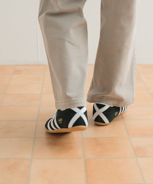 URBAN RESEARCH DOORS(アーバンリサーチドアーズ)の「adidas TOKYO(スニーカー・レディース・コアブラック・23.5/24/24.5)」の8枚目の写真