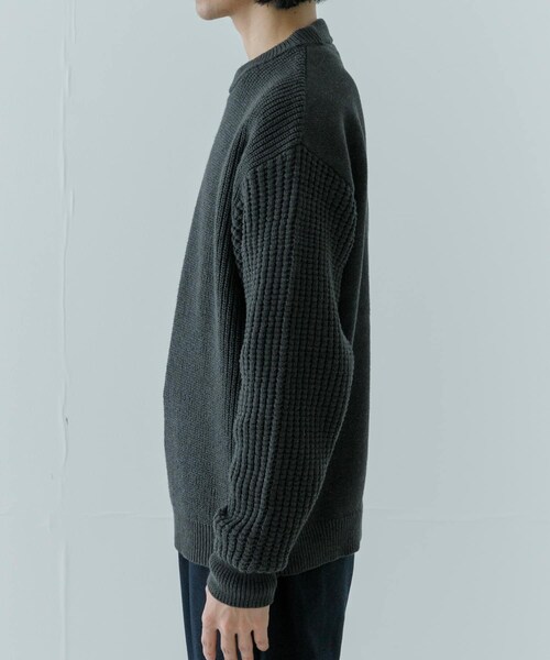 URBAN RESEARCH(アーバンリサーチ)の「クレイジーパターンニット(ニット/セーター・メンズ・CHARCOAL/OFF/NAVY・M/L)」の9枚目の写真