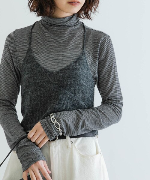 URBAN RESEARCH（アーバンリサーチ）の「ヘアリーニットビスチェ（キャミソール・レディース・CHARCOAL/OFF・FREE）」の13枚目の写真