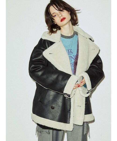 jouetie（ジュエティ）の「フェイクムートンPコート（ブルゾン・レディース・ブラウン/ブラック/ピンク/アイボリー・M）」の3枚目の写真