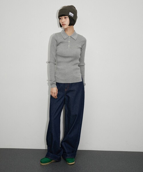 ADAM ET ROPE'(アダムエロペ)の「【公式サイト限定】【GANNI】Light Structured Rib Knit Beanie(ニットキャップ/ビーニー・レディース・カーキ・F)」の5枚目の写真