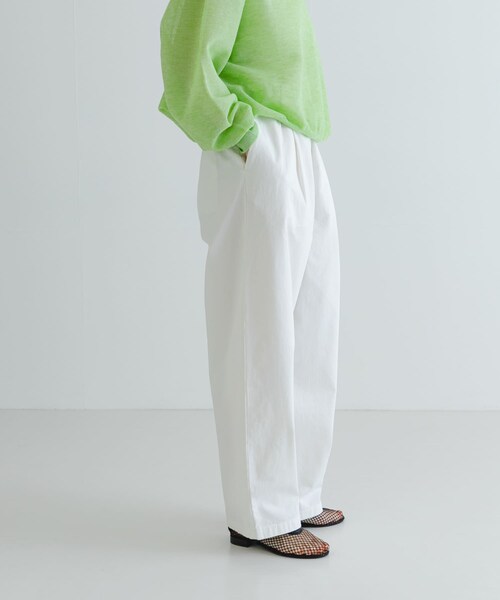 URBAN RESEARCH（アーバンリサーチ）の「『3サイズ展開』チノイージーパンツ（チノパンツ・レディース・BEIGE/OFF・38/40/36）」の16枚目の写真