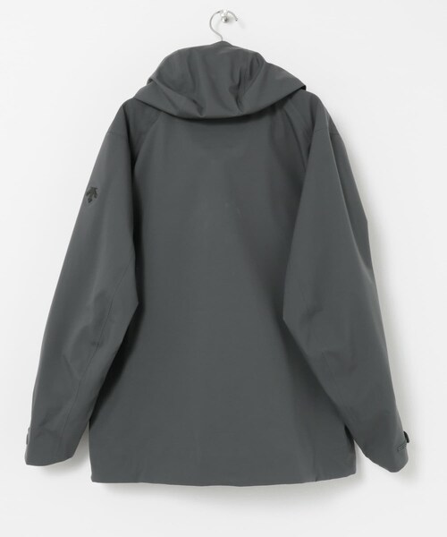 URBAN RESEARCH(アーバンリサーチ)の「『別注』DESCENTE ALLTERRAIN×URBAN RESEARCH CREAS(マウンテンパーカー・メンズ・GRAPHITE・M/L/O)」の18枚目の写真