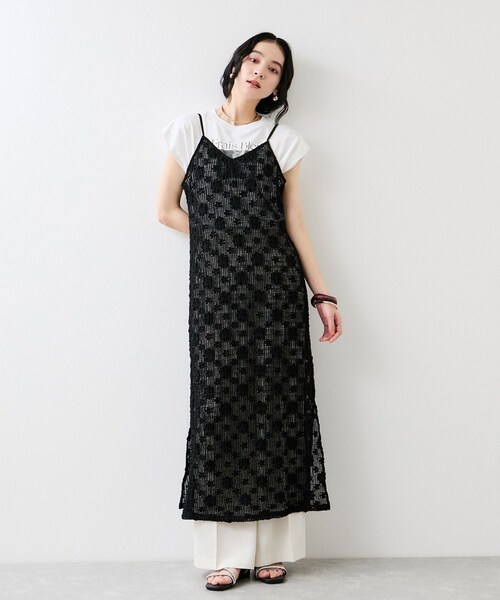 VIS（ビス）の「フォト＆ロゴプリントフレンチスリーブTシャツ/接触冷感（Tシャツ/カットソー・レディース・チャコール/ホワイト/サックス・F）」の10枚目の写真