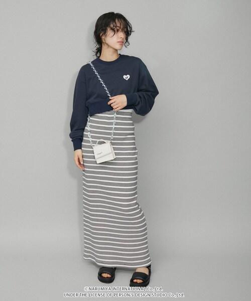 ADAM ET ROPE'(アダムエロペ)の「【ANGEL BLUE×ADAM ET ROPE'】ボールチェーンミニバッグ(ショルダーバッグ・レディース・ホワイト/シルバー・F)」の19枚目の写真