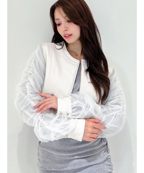 RESEXXY（リゼクシー）の「シアースリーブ合皮ブルゾン（ブルゾン・レディース・アイボリー/チャコールグレー/ブラック・F）」の2枚目の写真