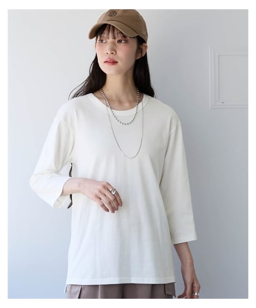 nissen（ニッセン）の「綿１００％汗染みしにくいクルーネック７分袖Ｔシャツ＜大きいサイズ有＞（Tシャツ/カットソー・レディース・黒/ネイビー/オフホワイト/グレイッシュモカ/モスカーキ/ロイヤルグリーン/スモークピンク/アプリコット/ライムイエロー/ダークグリーン/ラズベリー/グレイッシュパープル/ソフトピンク/赤・L/LL/3L/4L/5L/6L/8L/10L/M/S）」の21枚目の写真