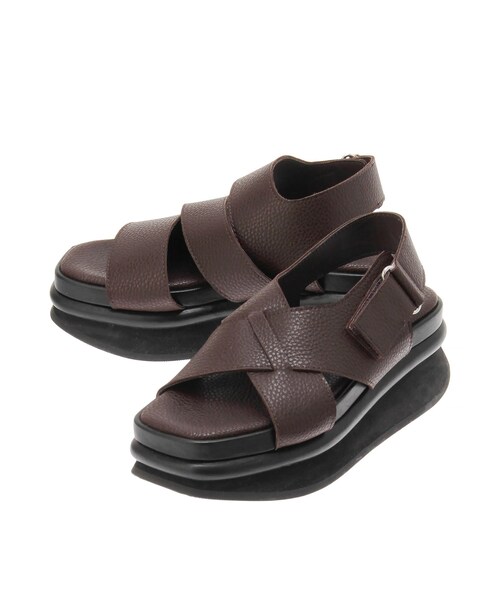 ELENDEEK（エレンディーク）の「ASYME BELT SANDAL（サンダル・レディース・オフホワイト/ブラック/ブラウン・37/38）」の5枚目の写真