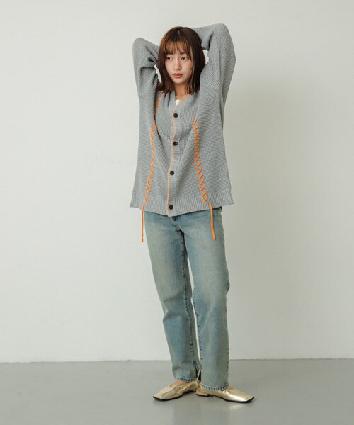 SENSE OF PLACE by URBAN RESEARCH（センスオブプレイスバイアーバンリサーチ）の「『ユニセックス』ブランケットステッチカーディガン（カーディガン/ボレロ・メンズ・L.GRAY/NAVY/PURPLE・M/L）」の11枚目の写真