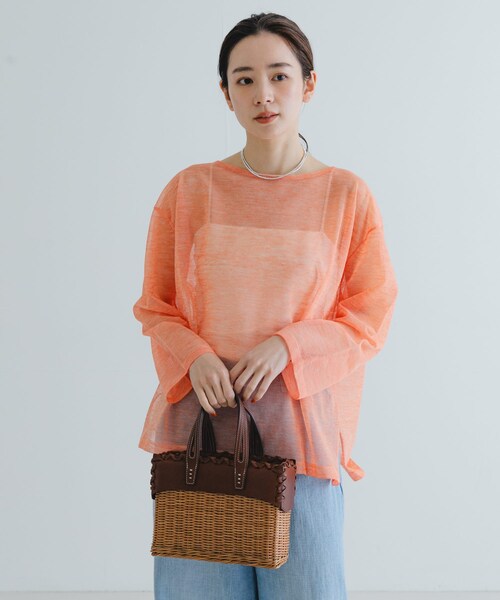URBAN RESEARCH（アーバンリサーチ）の「ボートネックシアーニット（ニット/セーター・レディース・ORANGE/WHTxD.NAVY/NAVYxOFF・FREE）」の4枚目の写真