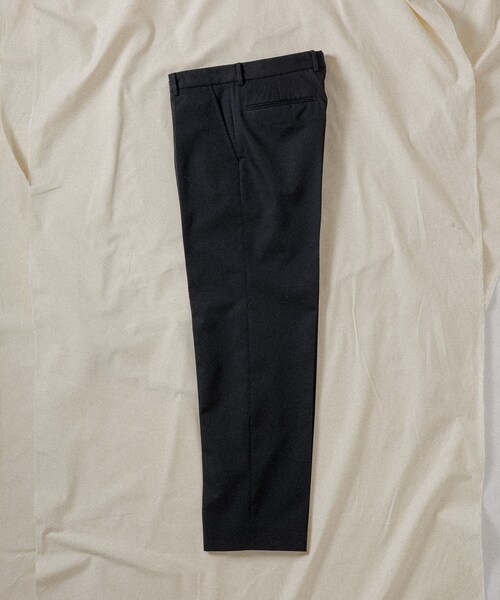 ADAM ET ROPE'(アダムエロペ)の「【WILD LIFE TAILOR】WOOL GABARDINE STRAIGHT SLACKS(スラックス・メンズ・ブラック/グレー・L/M)」の5枚目の写真
