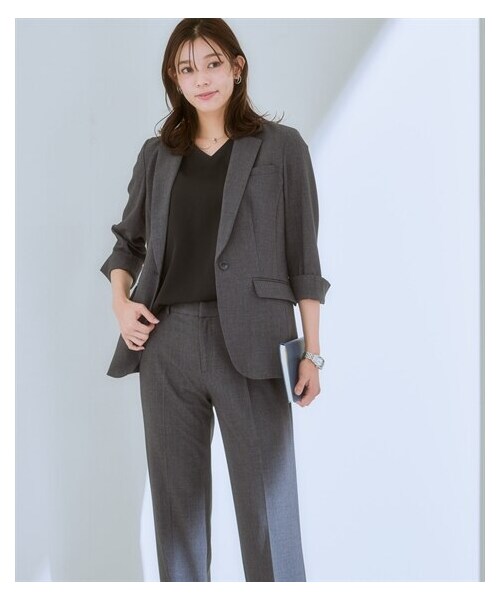 nissen（ニッセン）の「【レディーススーツ】パンツスーツ（７分袖テーラードジャケット＋ストレートパンツ）（タテヨコストレッチ素材）<大きいサイズ有>（フォーマルスーツ/小物・レディース・黒/チャコールグレー/ネイビー/ライトグレー・S/M/L/LL/3L/4L/5L/6L/8L）」の15枚目の写真
