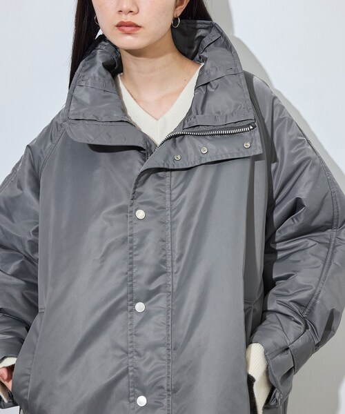 ADAM ET ROPE'(アダムエロペ)の「【upper hights for ADAM ET ROPE'】別注 THE U-BENCH COAT(ナイロンジャケット・レディース・ブラック/グレー・F)」の17枚目の写真