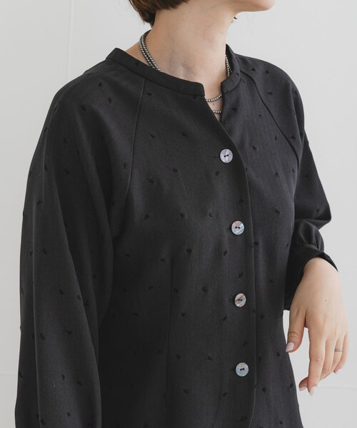 URBAN RESEARCH ROSSO（アーバンリサーチロッソ）の「F by ROSSO　ハート刺繍2WAYブラウス（シャツ/ブラウス・レディース・GRAY/BROWN・Free）」の19枚目の写真