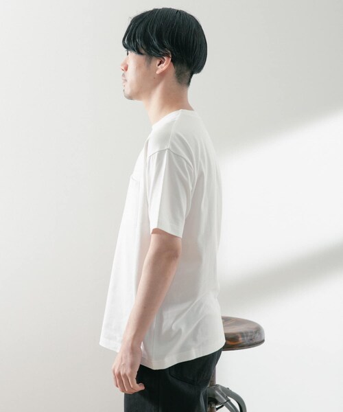 ITEMS URBANRESEARCH（アイテムズ アーバンリサーチ）の「USAコットン ムジポケットTシャツ（Tシャツ/カットソー・メンズ・BLU/OFF/BLK/GRN/YEL・M/L）」の12枚目の写真
