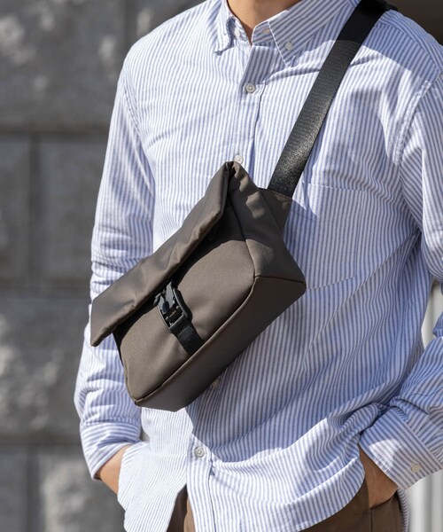 RODE SKO（ロデスコ）の「撥水フィドロックショルダーバッグ S（ショルダーバッグ・メンズ・BLACK/KHAKI・S）」の22枚目の写真