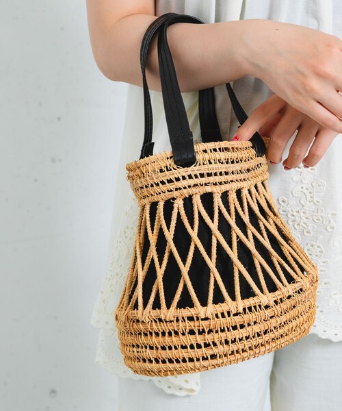 URBAN RESEARCH Sonny Label（アーバンリサーチサニーレーベル）の「TARANGO　ミニカゴバッグ（かごバッグ・レディース・OFF/BLACK・one）」の7枚目の写真