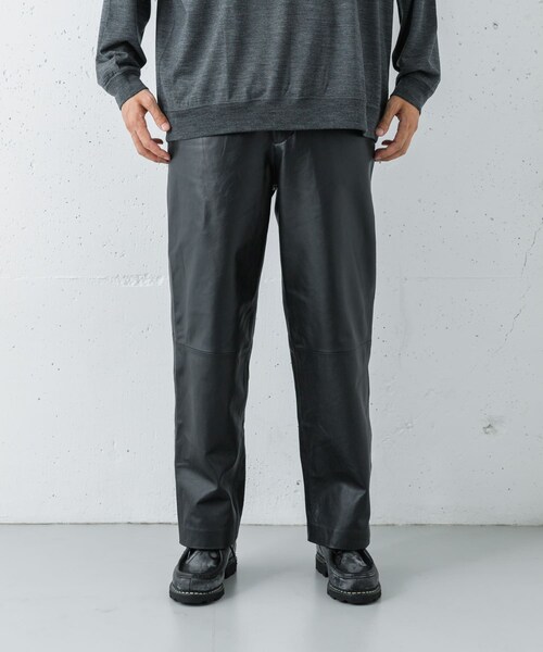 URBAN RESEARCH(アーバンリサーチ)の「GOAT LEATHER TROUSER(その他パンツ・メンズ・BLACK・M/L)」の4枚目の写真