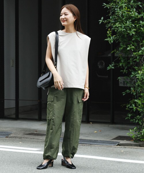 URBAN RESEARCH（アーバンリサーチ）の「『別注』『MADE IN JAPAN』 MILLIWM×URBAN RESEARCH　ヒールパンプス（パンプス・レディース・SILVER/BLACK/KHAKI・36/37/38）」の21枚目の写真