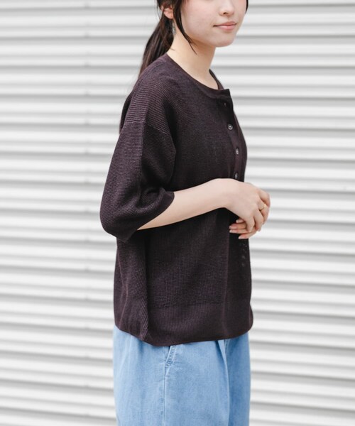 URBAN RESEARCH DOORS(アーバンリサーチドアーズ)の「FORK&SPOON ペーパーニットヘンリーネックプルオーバー(ニット/セーター・レディース・IVORY/BROWN・1)」の7枚目の写真
