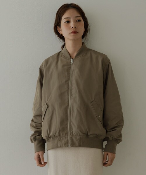URBAN RESEARCH Sonny Label（アーバンリサーチサニーレーベル）の「『WEB限定』リバーシブルオーバーMA-1（MA-1・レディース・KHK×BLK/OFF×BEG・Free）」の14枚目の写真