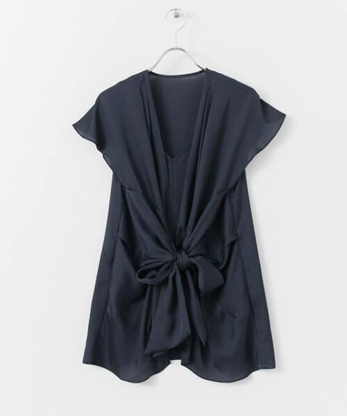 URBAN RESEARCH ROSSO（アーバンリサーチロッソ）の「前リボンブラウス（シャツ/ブラウス・レディース・LIGHT GRAY/BEIGE/NAVY・FREE）」の3枚目の写真