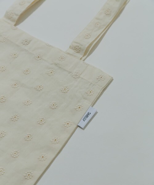 SMELLY（スメリー）の「プリントトートバッグS（トートバッグ・レディース・CHERRY/STRIPE/CHECK/DOT/FLOWER/EMBROIDERY・S）」の10枚目の写真