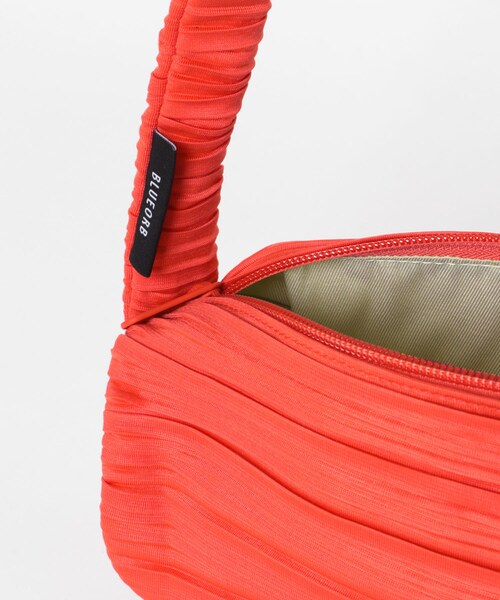 THE GOODLAND MARKET（ザグッドランドマーケット）の「BLUEORB　Roll Bag（ハンドバッグ・レディース・TANGO RED/METAL GRAY/BLACK・One）」の13枚目の写真