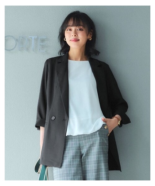 nissen（ニッセン）の「大きいサイズ リネンライクテーラードジャケット（抗菌防臭テープ付き）（テーラードジャケット・レディース・モカグレー/チャコールグレー・L/LL/3L/4L/5L/6L/8L/10L）」の6枚目の写真