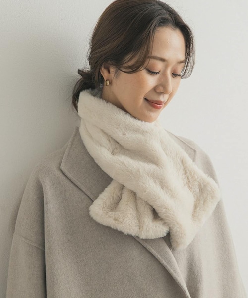 URBAN RESEARCH DOORS（アーバンリサーチドアーズ）の「エコファーティペット（マフラー・レディース・CREAM/GREIGE/CHARCOAL・one）」の5枚目の写真