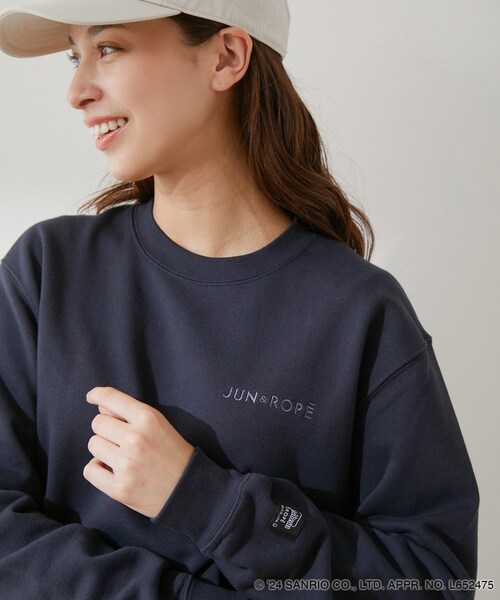 ROPE'(ロペ)の「【シナモロールコレクション】バック刺繍トレーナー(スウェット・レディース・グレー/ネイビー/イエロー・M/S)」の13枚目の写真