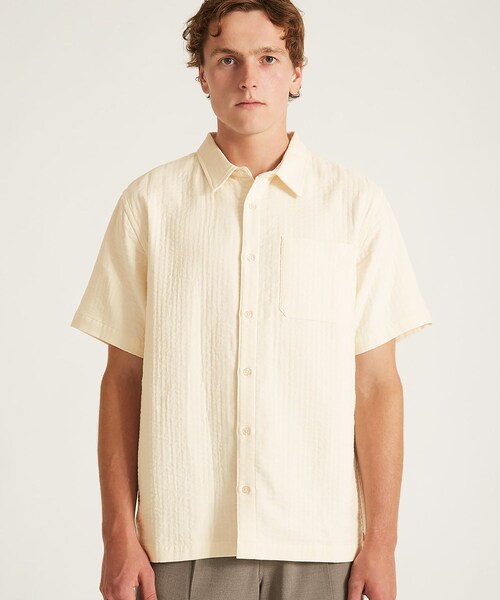 Saturdays NYC（サタデーズ ニューヨークシティ ）の「Bruce Double Layer Crinkle Short Sleeve Shirt（シャツ/ブラウス・メンズ・ブラック/オフホワイト・L/M/S/XL/XS）」の22枚目の写真