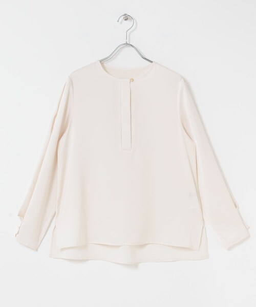 URBAN RESEARCH ROSSO（アーバンリサーチロッソ）の「ピーチサテンデザインスリーブブラウス（シャツ/ブラウス・レディース・OFF WHITE/CHARCOAL・Free）」の13枚目の写真