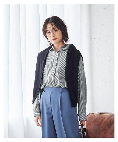 nissen（ニッセン）の「＜大きいサイズ＞綿１００％柔らかオックスフォードシャツ（シャツ/ブラウス・レディース・ラベンダー系チェック/ベージュ系マルチストライプ/黒系チェック/黒×オフホワイトストライプ/ネイビー系ブロックチェック/オフホワイト(ネット限定)/ピンク系ギンガムチェック(24春用)・L/LL/3L/4L/5L/6L/8L/10L）」の3枚目の写真