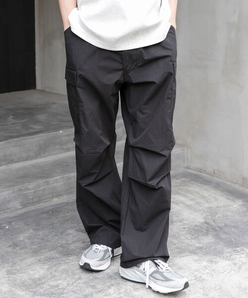 URBAN RESEARCH DOORS（アーバンリサーチドアーズ）の「FORK&SPOON　ミリタリーポケットパンツ（その他パンツ・メンズ・BLACK/GRAY・4/5）」の8枚目の写真