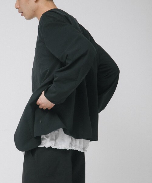 EKAL(エカル)の「『吸水速乾/通気性/軽量』DOT AIR NO COLLOR CARDIGAN(カーディガン/ボレロ・メンズ・ネイビー/ブラック/ブリック・M/L)」の6枚目の写真