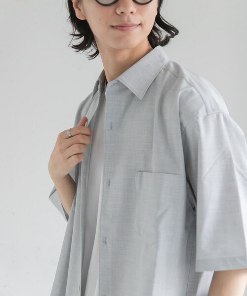 URBAN RESEARCH DOORS(アーバンリサーチドアーズ)の「FORK&SPOON キャリーマンレギュラーカラーシャツ(シャツ/ブラウス・メンズ・LT.GREY/CHARCOAL/KHAKIBROWN・4/5)」の9枚目の写真