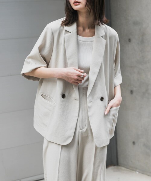 SENSE OF PLACE by URBAN RESEARCH（センスオブプレイスバイアーバンリサーチ）の「『UR TECH DRYLUXE』リネンライクジャケット（テーラードジャケット・レディース・GREIGE/CHARCOAL/BROWN/NAVY・one）」の5枚目の写真