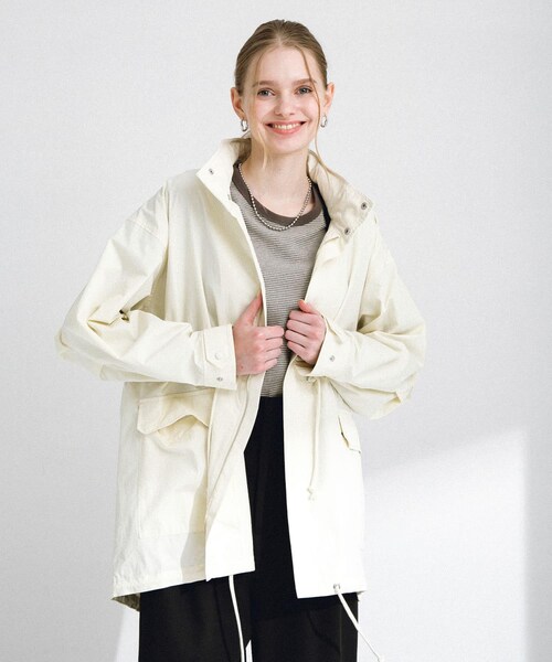 URBAN RESEARCH Sonny Label（アーバンリサーチサニーレーベル）の「ミリタリーナイロンブルゾン（ブルゾン・レディース・チャコール/アイボリー/カーキ・FREE）」の5枚目の写真