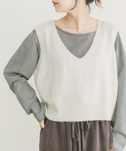 ITEMS URBANRESEARCH(アイテムズ アーバンリサーチ)の「スパンコールVネックニットベスト(ニット/セーター・レディース・BRN/WHT/BLK・FREE)」の5枚目の写真