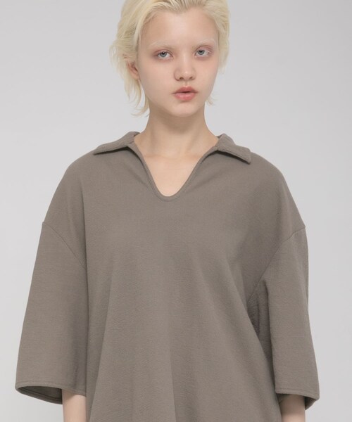 LAATO（ラート）の「open collared tee（Tシャツ/カットソー・レディース・クリーム/モス/スカイ・Free）」の15枚目の写真
