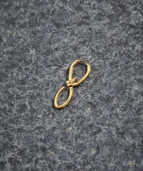 ADAM ET ROPE'（アダムエロペ）の「【公式サイト限定】【MARIA BLACK】Pirro Earring Gold HP（ピアス（片耳用）・レディース・ゴールド・1/2）」の16枚目の写真