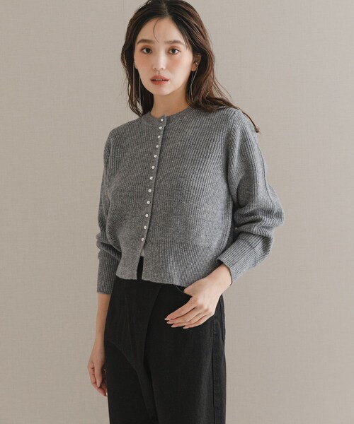 URBAN RESEARCH ROSSO（アーバンリサーチロッソ）の「ボタンデザインニットプルオーバー（カーディガン/ボレロ・レディース・WHITE/PINK/GRAY・Free）」の15枚目の写真