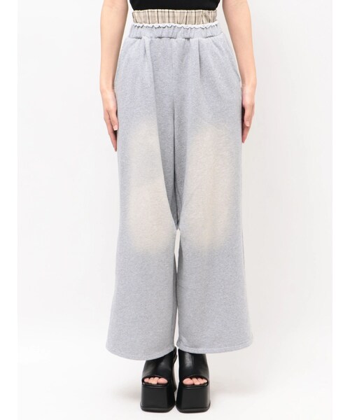 EMODA（エモダ）の「レイヤードロゴスウェットパンツ（その他パンツ・レディース・グレー/ブラック/ネイビー・S/M）」の2枚目の写真