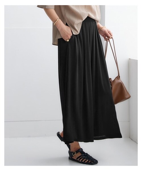 nissen（ニッセン）の「さらひやカットソーワイドパンツ（接触冷感・UVカット）（選べる２レングス）（パンツ・レディース・カーキ/ネイビー/黒/ネイビー系ストライプ/グレージュ/モカ/ピスタチオイエロー/グリーン/パープル/オフホワイト・S/M/L/LL/3L/4L/5L/6L/8L/10L）」の8枚目の写真