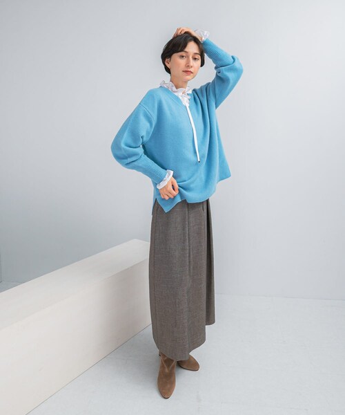 URBAN RESEARCH ROSSO（アーバンリサーチロッソ）の「ウールカシミヤVネックニットプルオーバー（ニット/セーター・レディース・OFF/PINK/BLUE/NAVY・Free）」の19枚目の写真