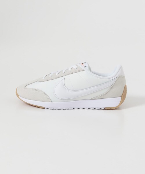 URBAN RESEARCH ROSSO（アーバンリサーチロッソ）の「NIKE　ウィメンズパシフィック（スニーカー・レディース・ホワイトオレンジ/ホワイトブラック・23.5/24/24.5）」の4枚目の写真