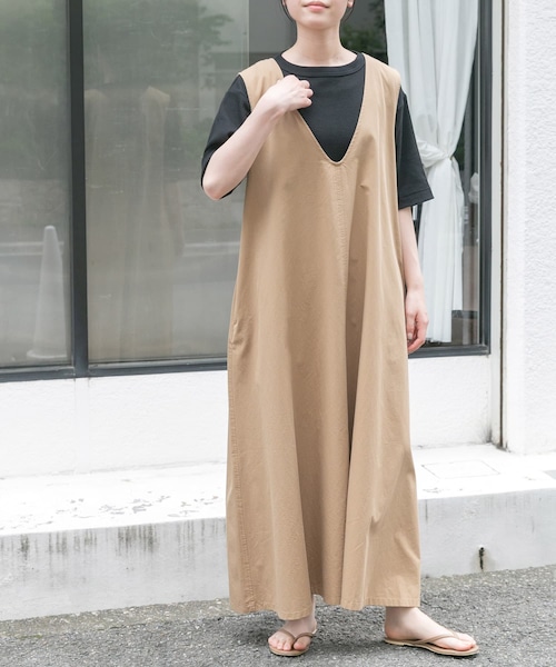 URBAN RESEARCH DOORS（アーバンリサーチドアーズ）の「FORK&SPOON　テントラインUネックワンピース（ワンピース・レディース・BROWN/BLACK/BEIGE・1/2）」の3枚目の写真