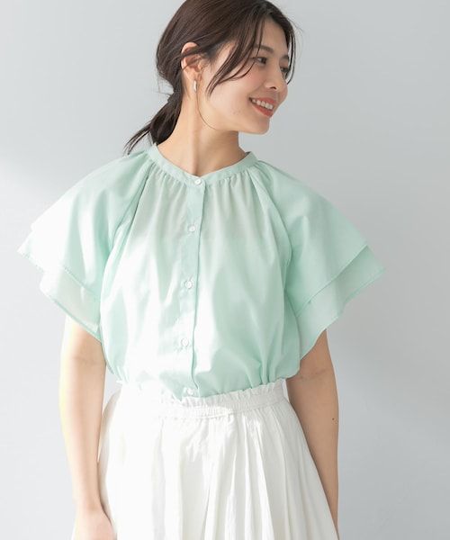 URBAN RESEARCH ROSSO（アーバンリサーチロッソ）の「リンネル8月号掲載『UR TECH』F by ROSSO　フレアスリーブブラウス（シャツ/ブラウス・レディース・NAVY/GRAY/MINT/BLUE ST/BROWN ST・FREE）」の2枚目の写真